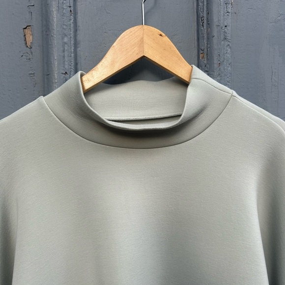 Leze the Label Maya Turtleneck, Matcha, size XL - Picture 7 of 10